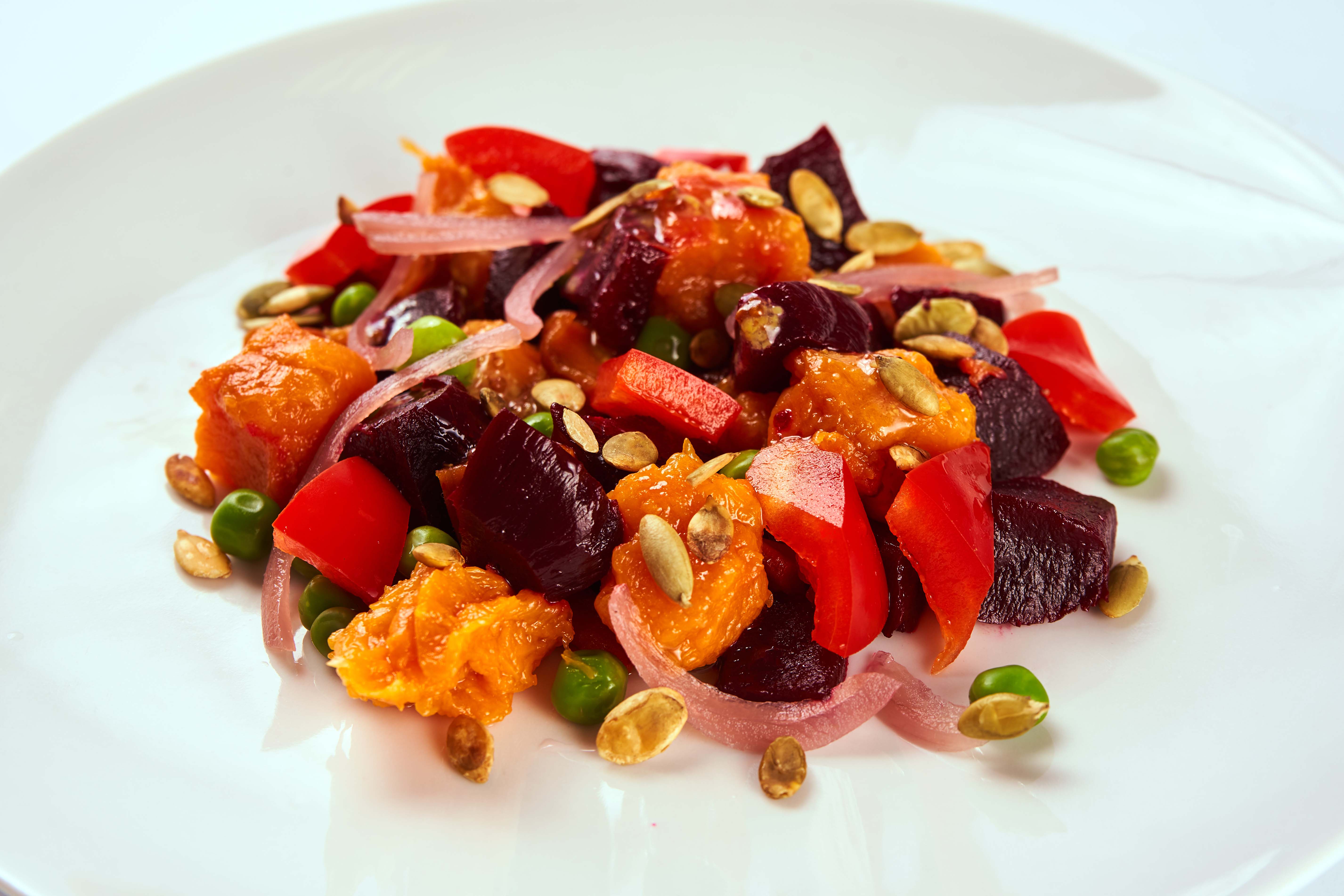 Армянский салат из овощей 4 буквы. Салат из запеченных овощей. Салат с печеными овощами. Запеченные овощи в ресторане. Армянские печеные овощи.