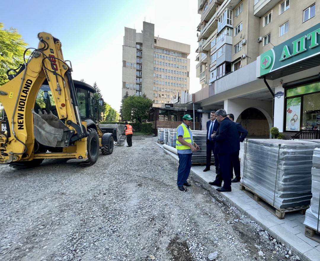 В Нальчике продолжается ремонт магистральных улиц и благоустройство пешеходных зон - Новости - Нальчик - Окей Город